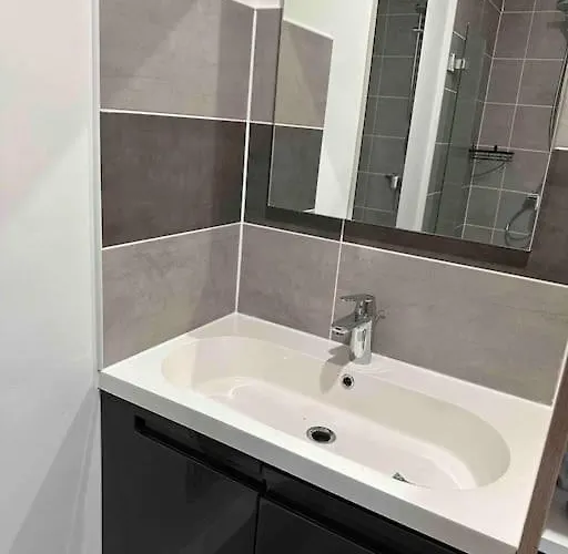 La Casa De Gaelle 2 *